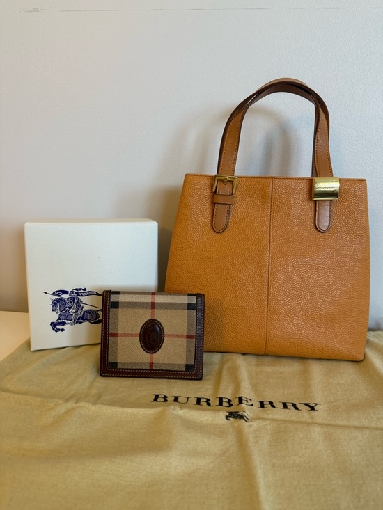 Burberry Handbags - Vintage Burberry Pebbled Leather Handbag and Bi-fold Wallet with Haymarket Check